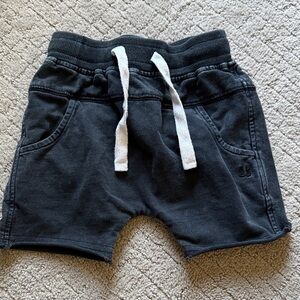 Little Bipsy acid wash shorts 2-3T